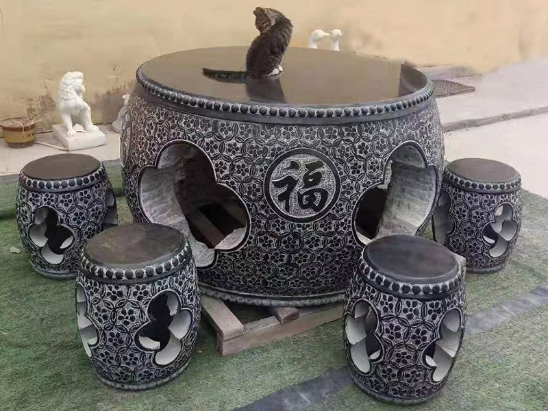 石桌子-3