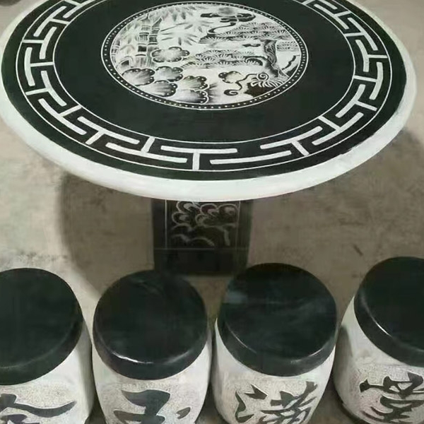 石圓桌