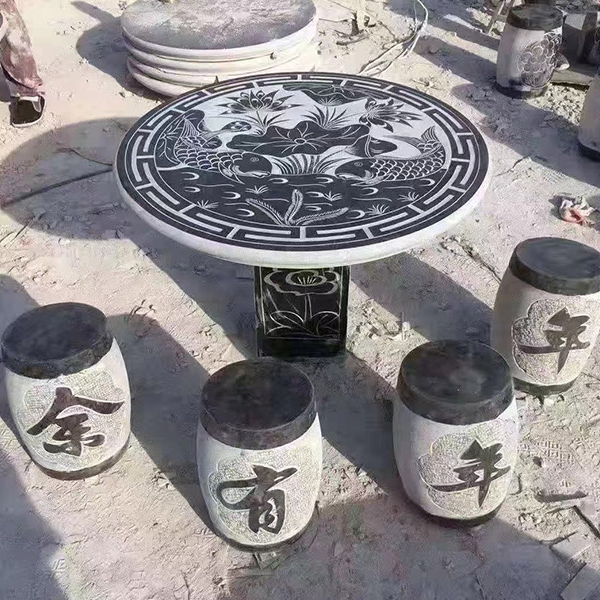 石圓桌