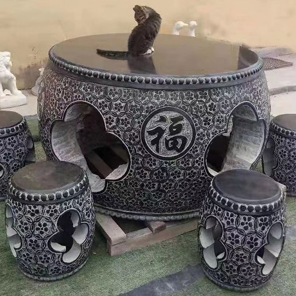 石圓桌