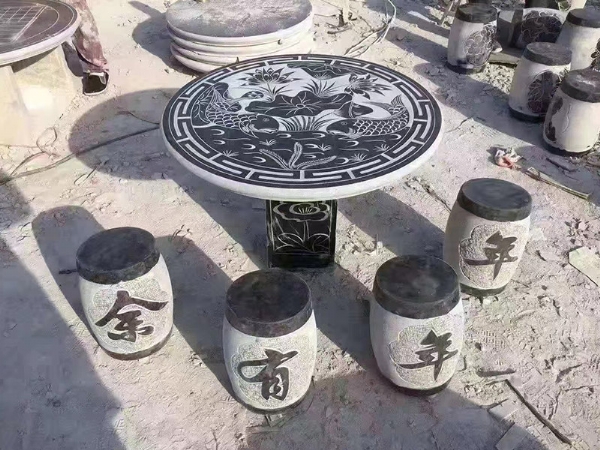 石圓桌