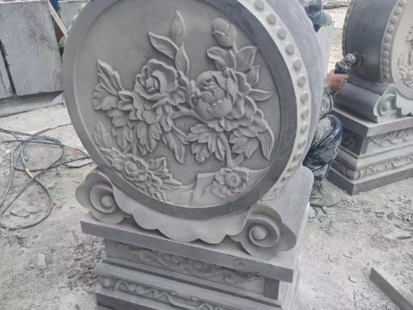 抱鼓石