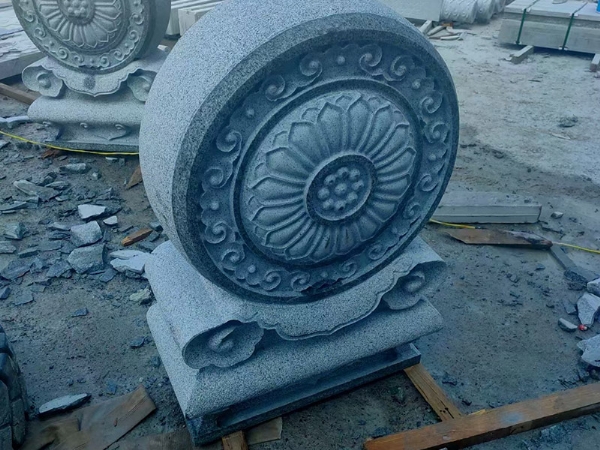 抱鼓石