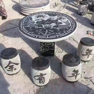 石圓桌
